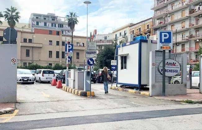 Poesia Affitti Brevi טאראנטו